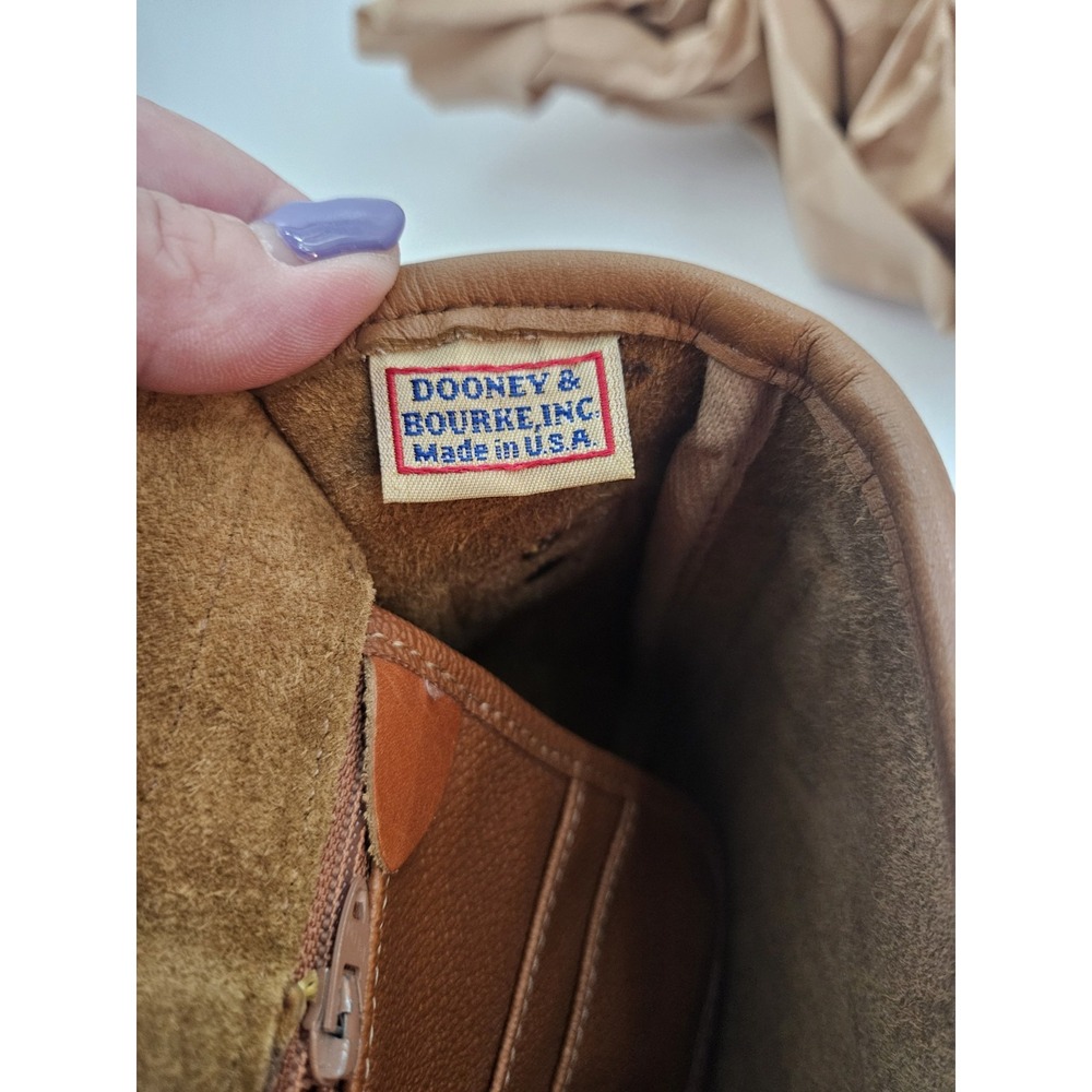 Vintage Dooney & Bourke Honey Pebbled Leather Shoulder Bag U109. - Picture 6 of 15
